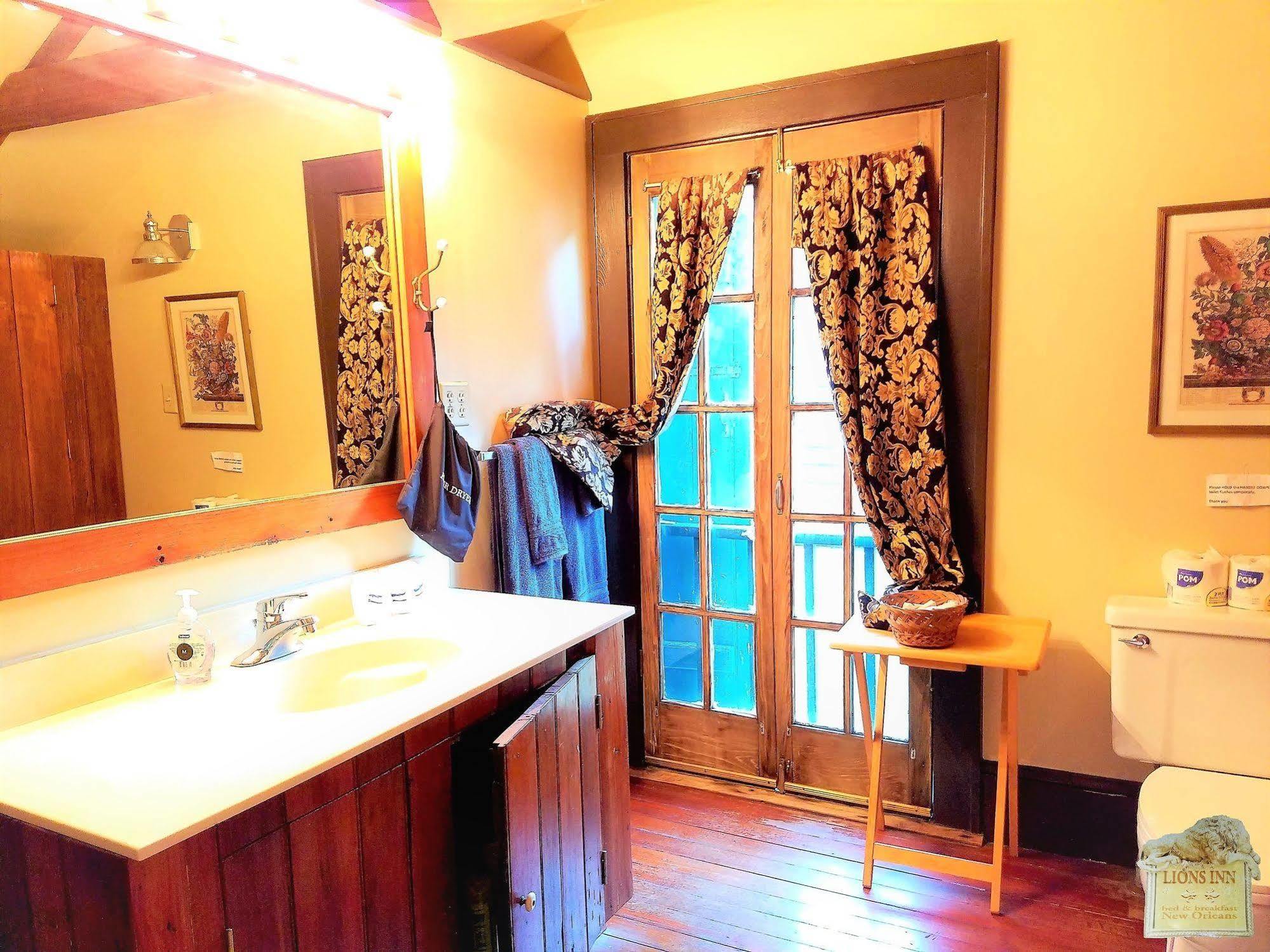 Lion'S Inn Bed And Breakfast ニューオーリンズ エクステリア 写真